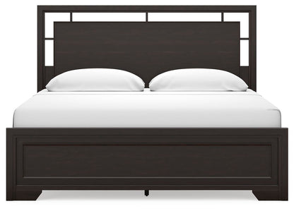 Covetown King Panel Bed with Mirrored Dresser