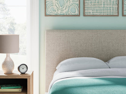 Cielden Full Upholstered Bed with Roll Slats, Dresser, Mirror and Nightstand
