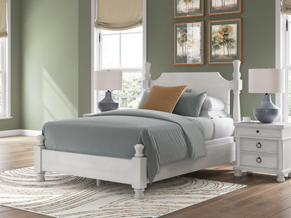 Chadworth Queen Poster Bed, Dresser and Mirror