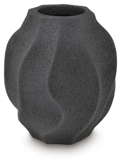 Judworth Vase