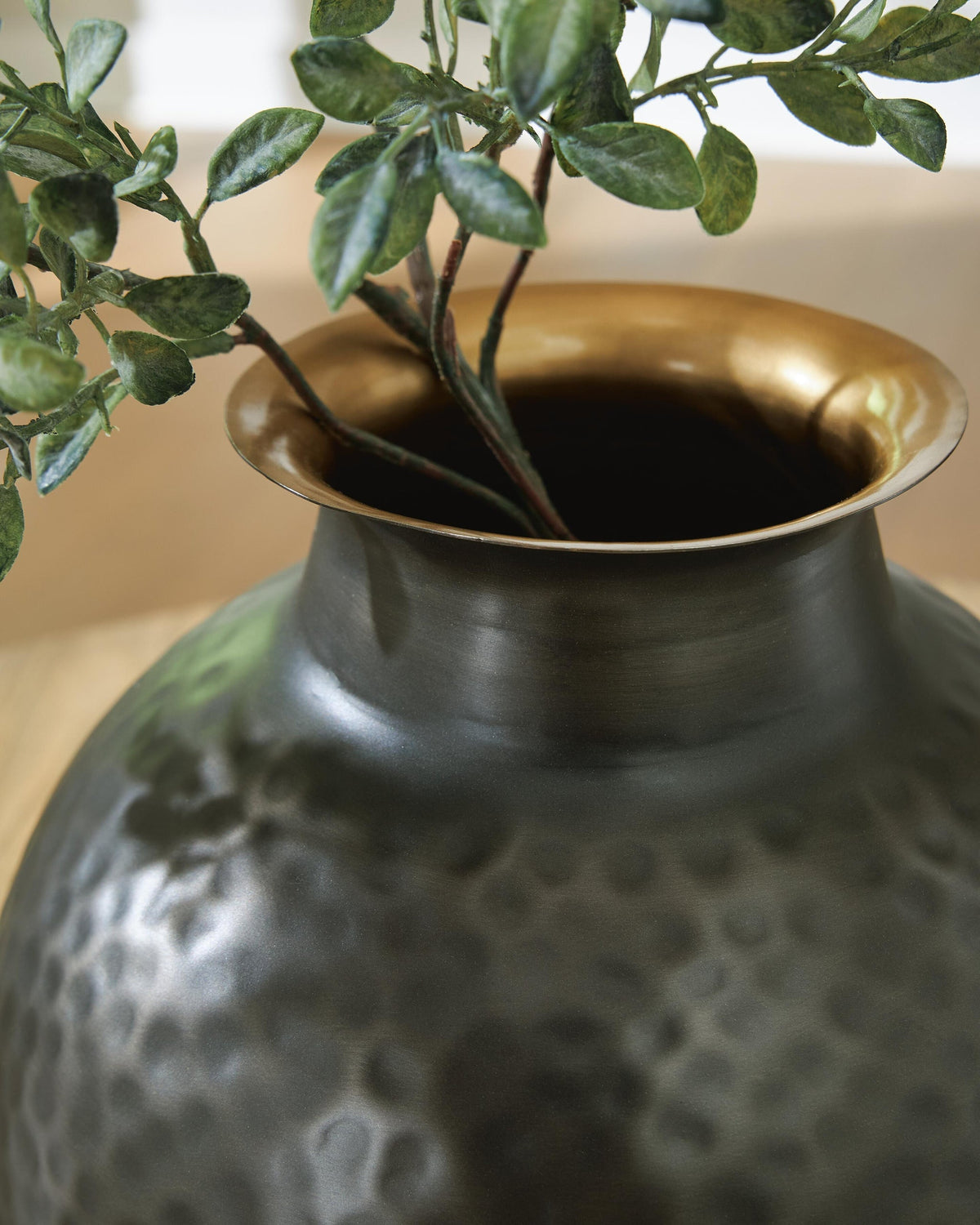Woody Vase